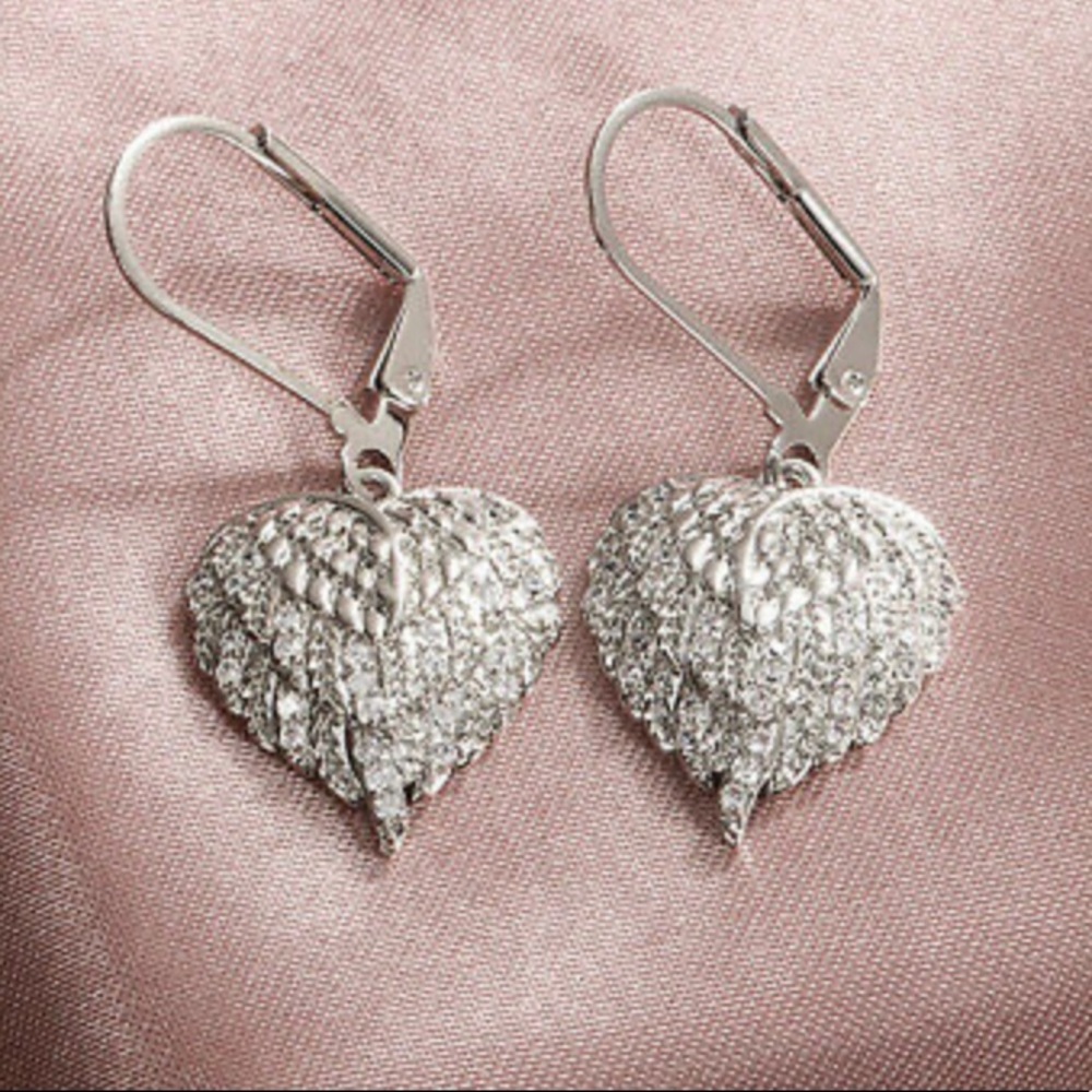 NEW Sterling silver Gorgeous Heart Earrings - Picture 2 of 5
